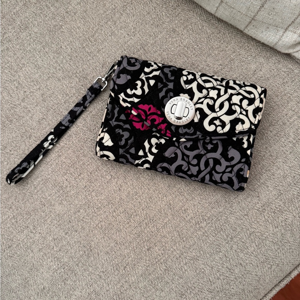 Vera Bradley wristlet wallet, NWOT never used.